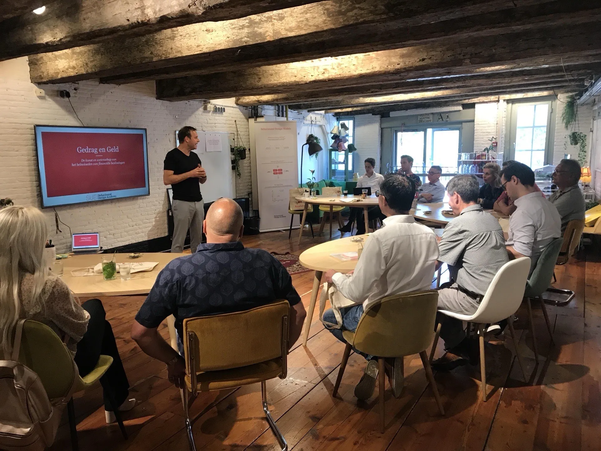 Deelnemers werken met het SUE Influence Framework